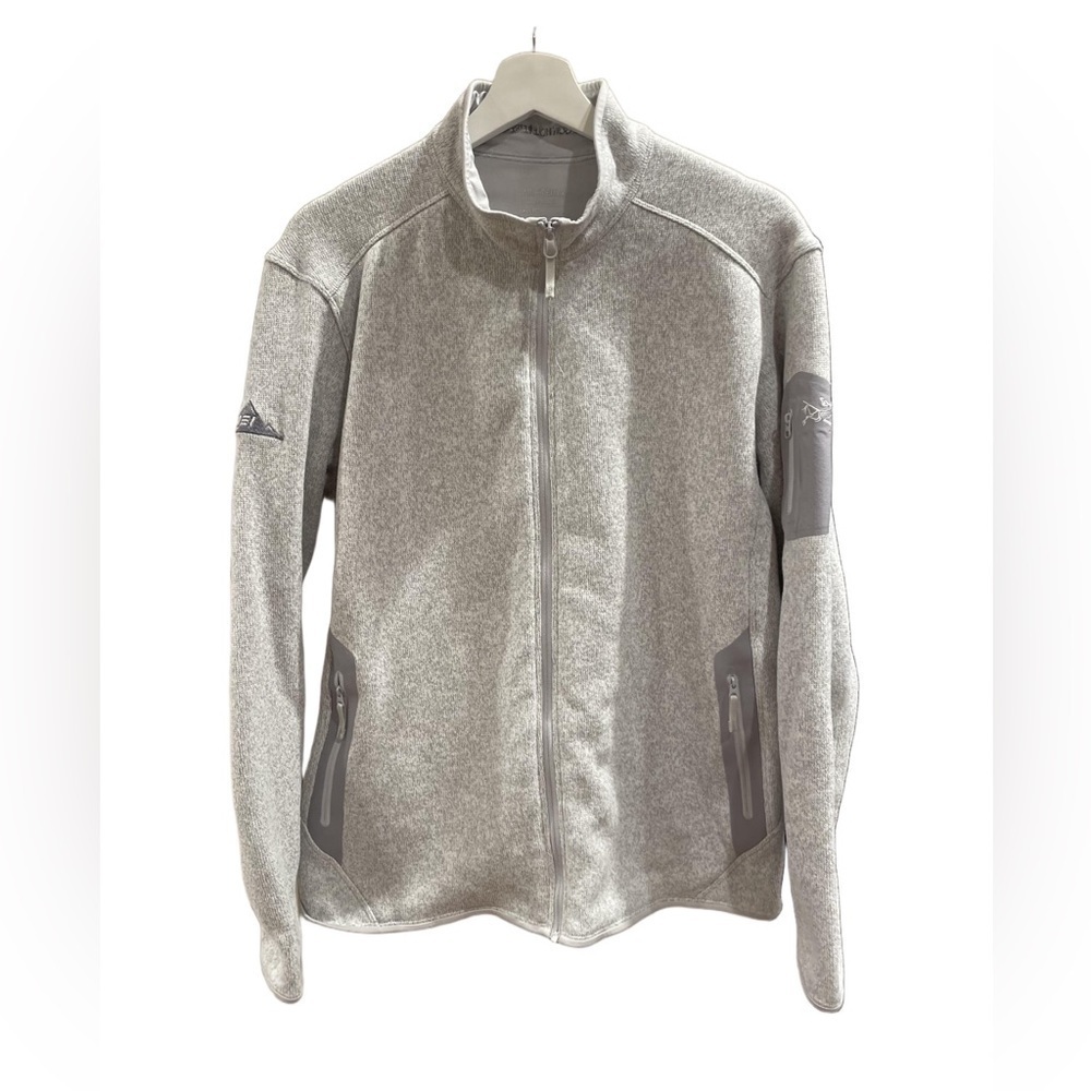 Arc’teryx Full Zip Sweater